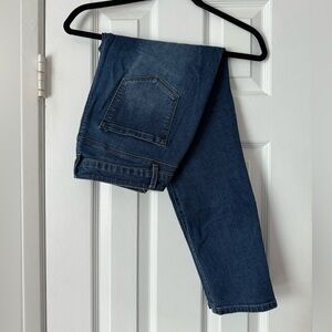 EUC D. Jeans dark wash skinny ankle jeans